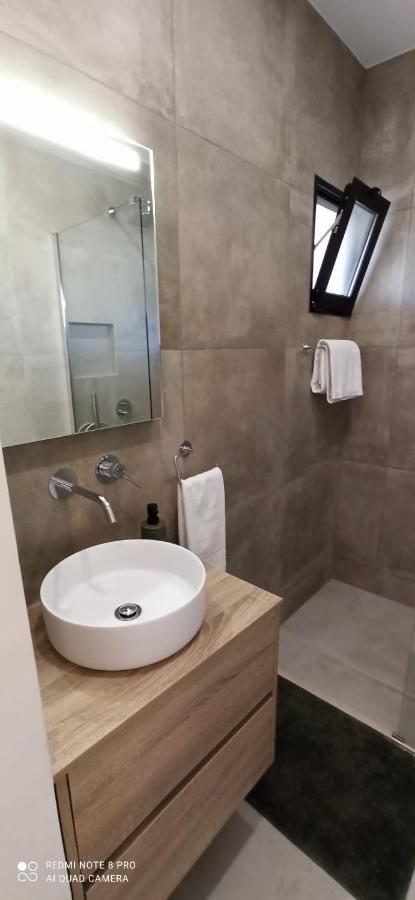 Lagos Beach Apartment *